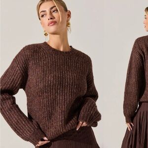 ASTR Archer Crewneck Sweater BNWT